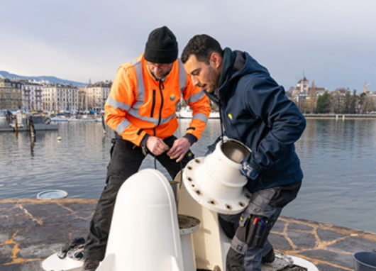 Installation d'une nouvelle buse pour le jet d’eau de Genève